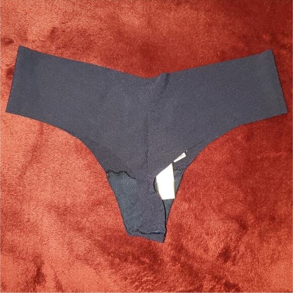 Victoria's Secret No Show Raw Edge Thong Navy Size Extra Small NWT - Picture 4 of 9